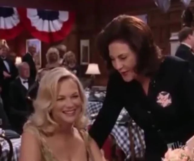 You were a two-bit gold digger,fresh off the bus from Hicksville,and what made Mitchum decide to marry you, I'll never know…
He's still a playboy, you know?Of course you know. That would explain why your weight goes up and down 30 pounds every other month…
Now, enjoy the event!