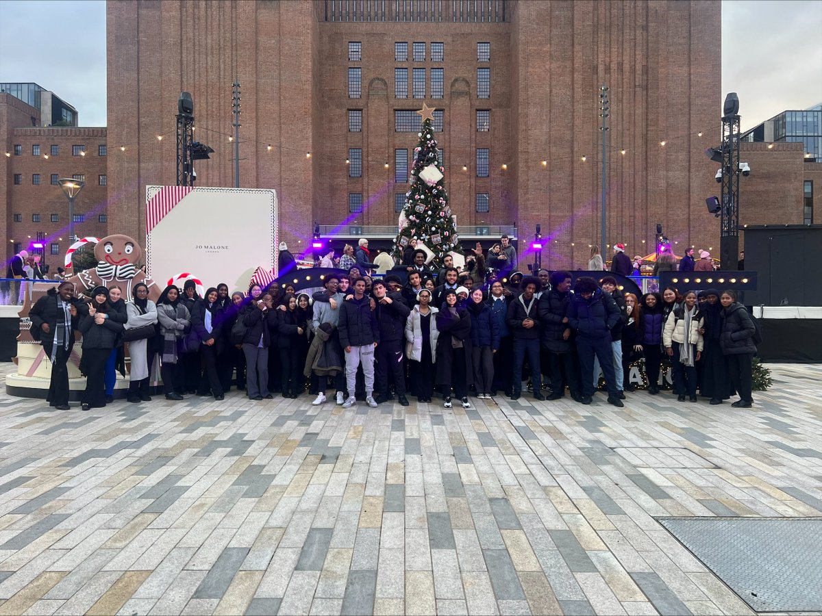 So thrilled to share the achievements of 6 formers who were rewarded an Ice-Skating trip. It was a celebration of their proactive approach in seeking extracurricular opportunities and dedicated efforts towards personal development. Massive well done to  our students! <a href="/HarrisFed/">Harris Federation</a>