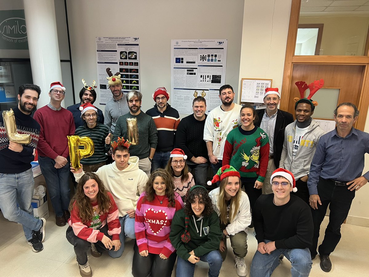 Happy Holidays! 🎄🎁🥳
