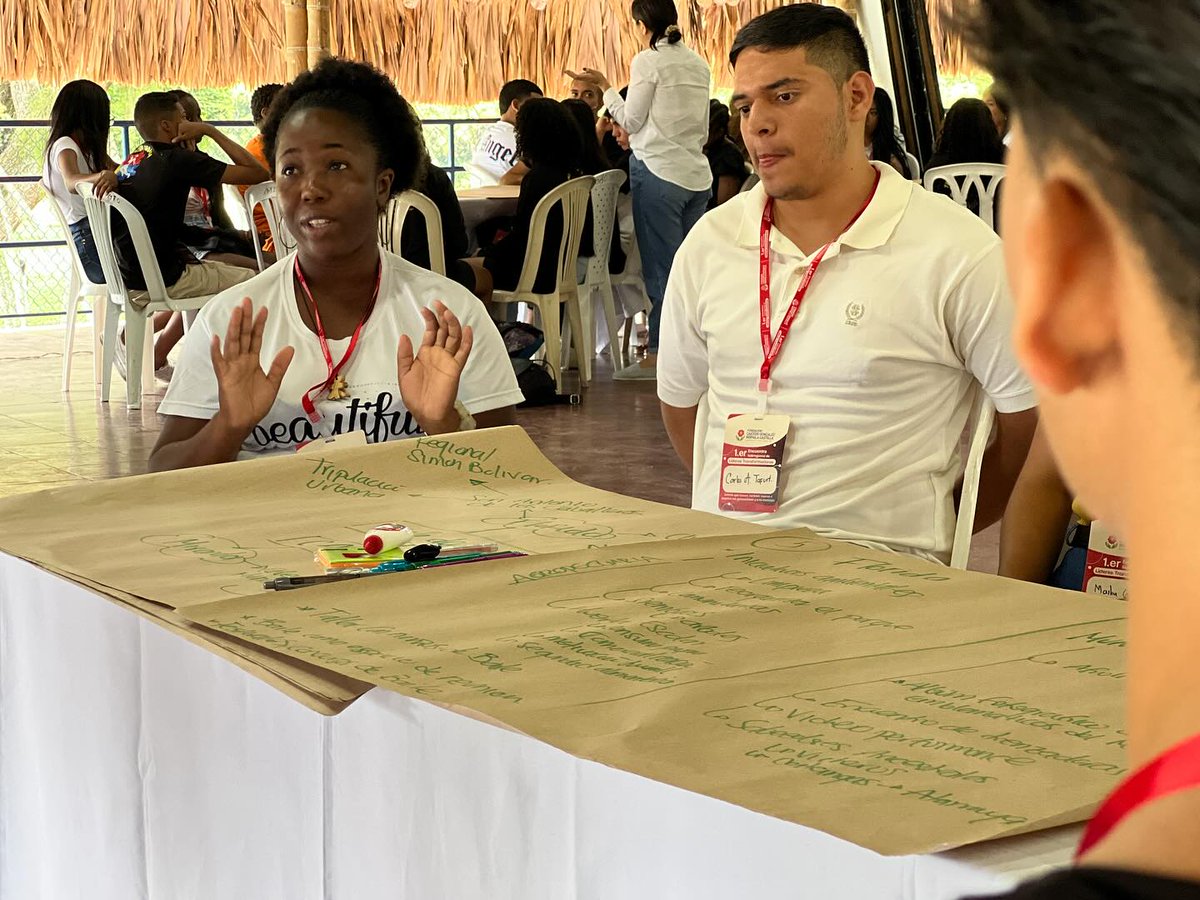FcgRiocas's tweet image. Risas y muchos aprendizajes compartimos en el I Encuentro Subregional de Jóvenes Líderes #Transformadores 😎, un espacio donde los #jóvenes del Sur del #Valle y Norte del #Cauca compartieron experiencias para seguir construyendo sus territorios e trenzando sus sueños🌱