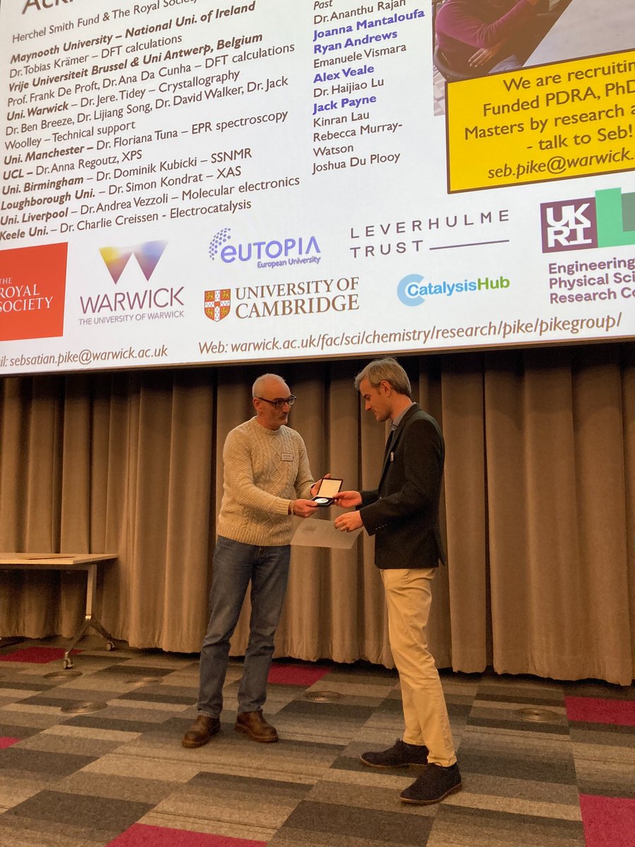 Earlier this week, @SPike_Chem was presented the @RoySocChem 2023 Sir Edward Frankland Prize at the Dalton Northern Regional Meeting for his outstanding contributions to inorganic chemistry🎉 Congratulations Seb, we can't wait to see what else you will achieve👀