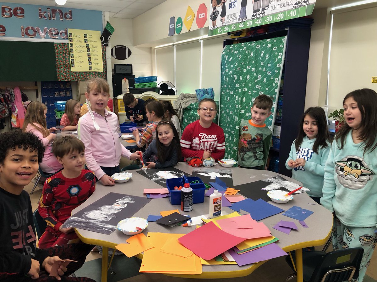 principaldupree's tweet image. PEEPS(mentoring)creating a winter craft in kindergarten/third grade together!