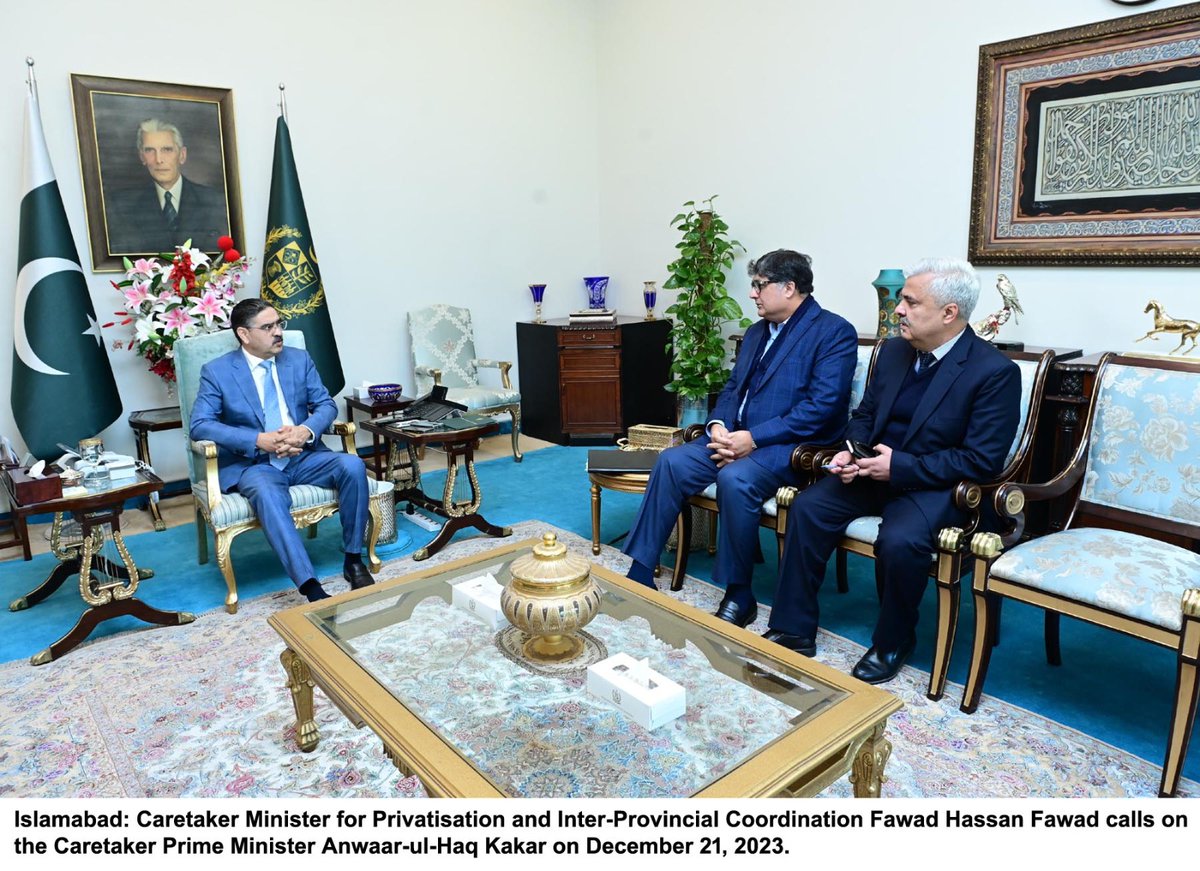 The Caretaker Federal Minister for Privatisation, Fawad Hasan Fawad called on the Caretaker Prime Minister Anwaar-ul-Haq Kakar today to brief him on the ongoing privatisation of the state owned enterprises. @GovtofPakistan @fawadhasanpk