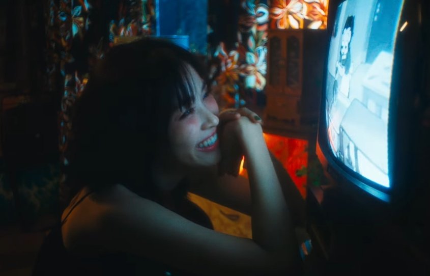 미친 넷플릭스 소녀 아니랄까봐 ..