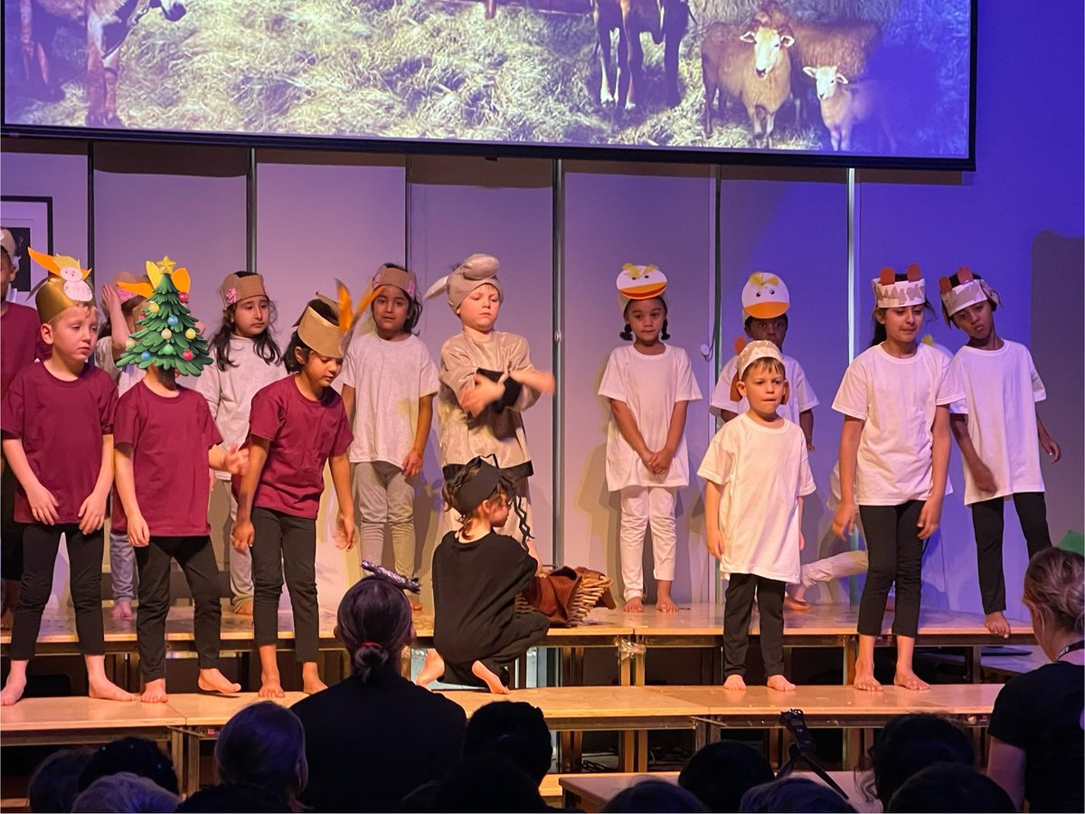 humanitiesrhay's tweet photo. Here are some photos of our fabulous nativity! If you ordered a USB video, your child will have brought it home with them tonight. Merry Christmas and Happy New Year 🎄🌟 https://t.co/IpzrUzo4hW