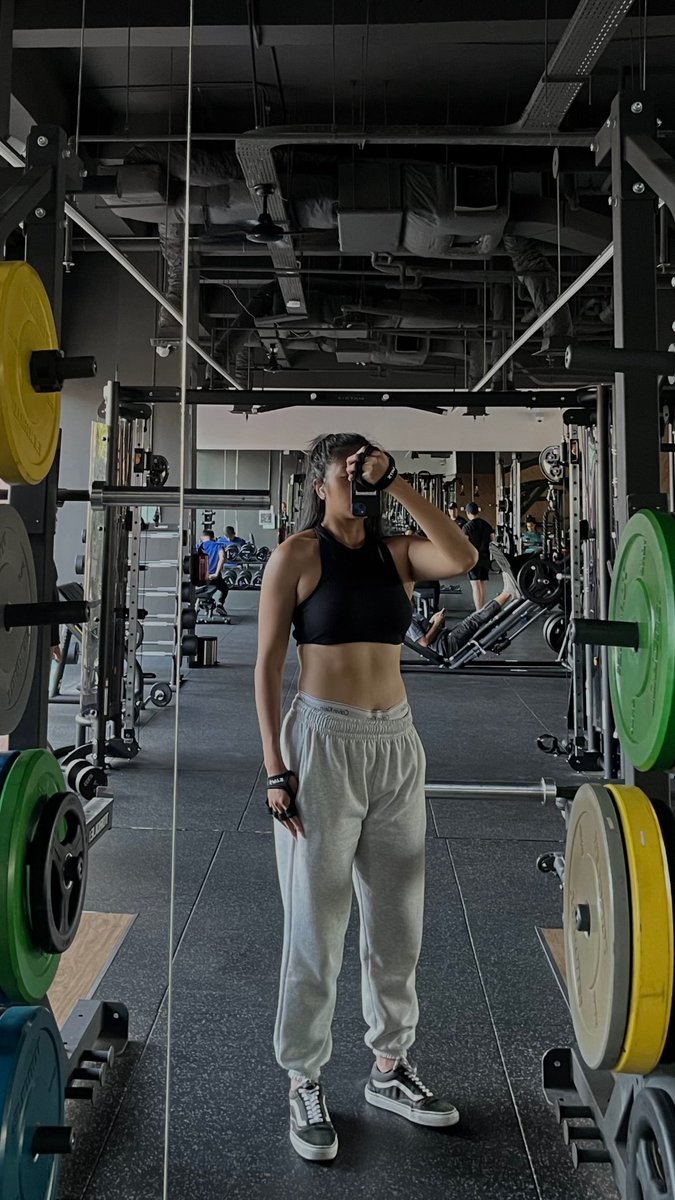 My (future) bf has 2 gf