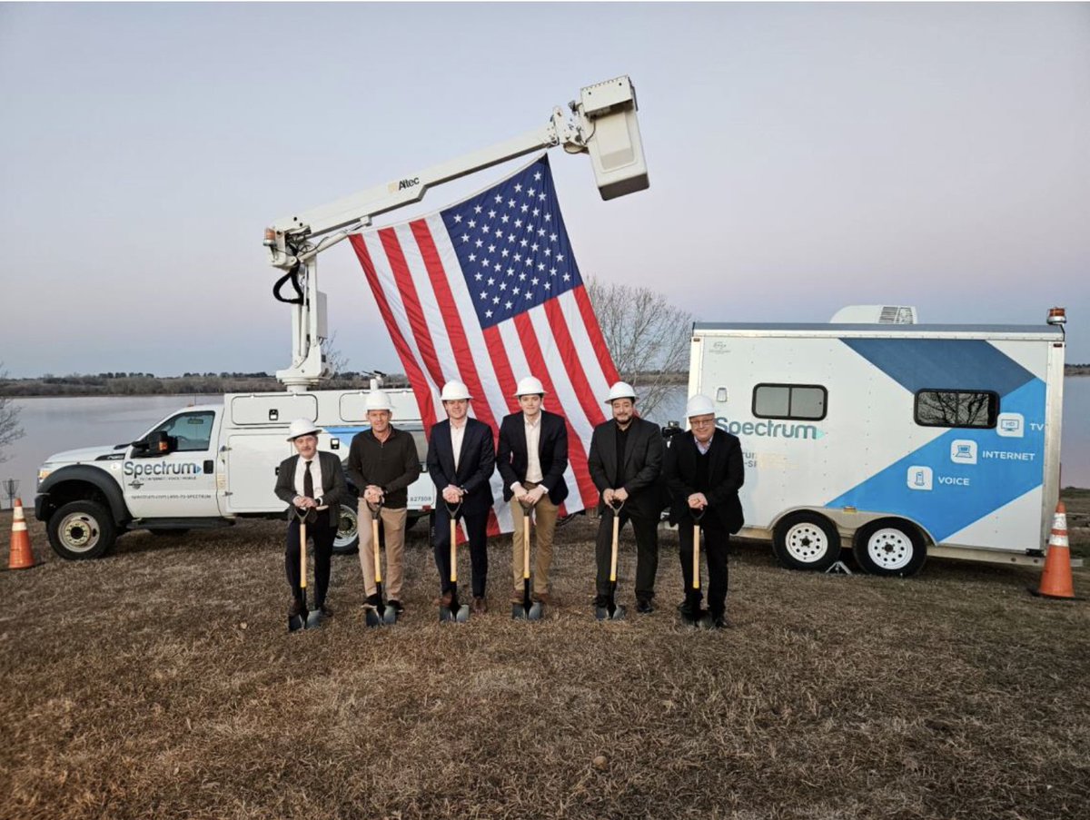 We’re expanding #internet access to 400+ #rural homes & businesses in #Nebraska through an #ARPA grant from @NEB_PSC and our $1M+ investment. We celebrated this new era of growth with Sen. Beau Ballard, State Broadband Director Patrick Haggerty, & other community leaders.…