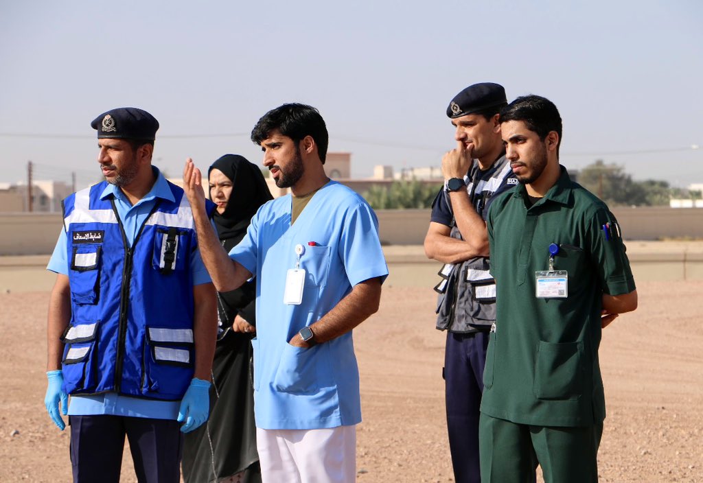 كما حضر في قسم الطوارئ بمستشفى عبري المرجعي الدكتور أحمد بن سعيد الكلباني، مدير عام المديرية العامة للخدمات الصحية لمحافظة الظاهرة لمتابعة التمرين.
#صحية_الظاهرة