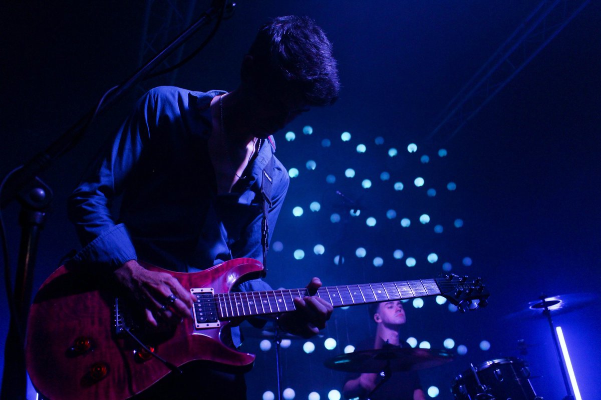 fuera_ds's tweet photo. ✨GRACIAS POR TAN LINDA NOCHE✨
.
El pasado sábado 9/12 cerramos nuestro año en @casajinete y queríamos agradecerles a todos los que fueron ❤️‍🔥
Les dejamos estas fotos de @laraver0na que retratan varios de los momentos del tan lindo show! 📸 https://t.co/S5VVVOvYeG
