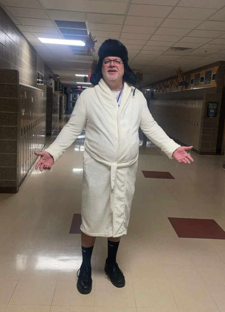 The dress up theme at CHS today is choose your favority holiday movie character. Mr. Naasz choose Cousin Eddie from National Lampoon's Christmas Vacation while Mr. Briese chose the one and only - Santa Clause - to go with his white beard. Thanks for embracing the holiday spirit!!