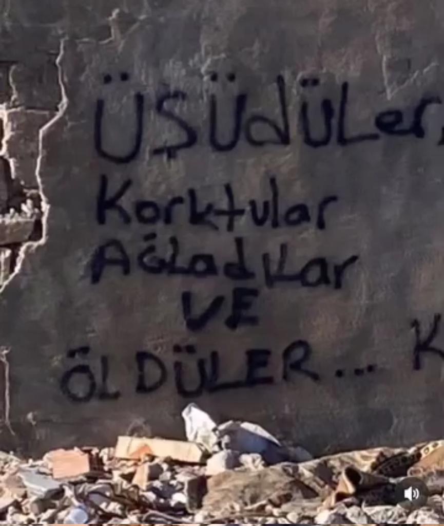 Literatürde en uzun gece 21 Aralık diye geçer
Ama biz yaşayanlar biliriz ki en uzun gece 6 Şubat deprem gecesidir.