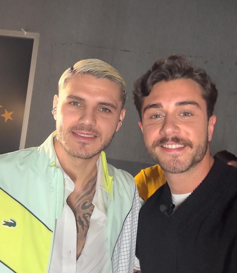 GEL BIR SARAYIIIMMMM ASKINIZ OLAYIMMMMM ASK ADAMLAR YA❤️‍🔥❤️‍🔥