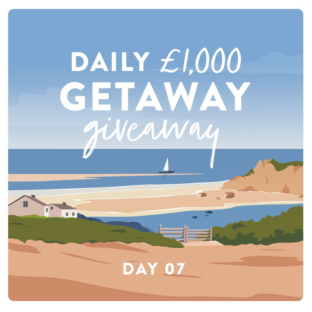 Stop scrolling! Whatever your New Year's Eve plans are, make sure they include entering our daily getaway giveaway*: social.holidaycottages.co.uk/daily-getaway-… *Ts & Cs apply. #NYE #2024 #GetawayGiveaway #Competition #CompetitionTime