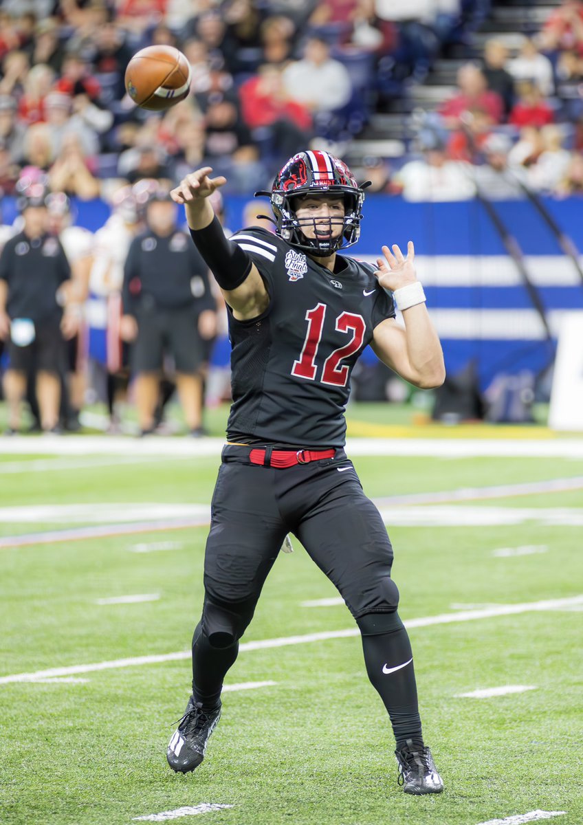 You want Owen in your program.

• <a href="/IHSAA1/">IHSAA</a> Passing Leader
• 68% Completion Percentage
• 3,490 Passing Yards, 40 TD’s
• 581 Rushing Yards, 12 TD’s
• <a href="/INFBCoaches/">IFCA</a> Top 50 All-State
• 4.9 40, 4.3 Pro Agility
• 5’11, 185lbs
• 3.83 GPA (2024)
• Team Captain

Roll the tape…📽️⤵️
