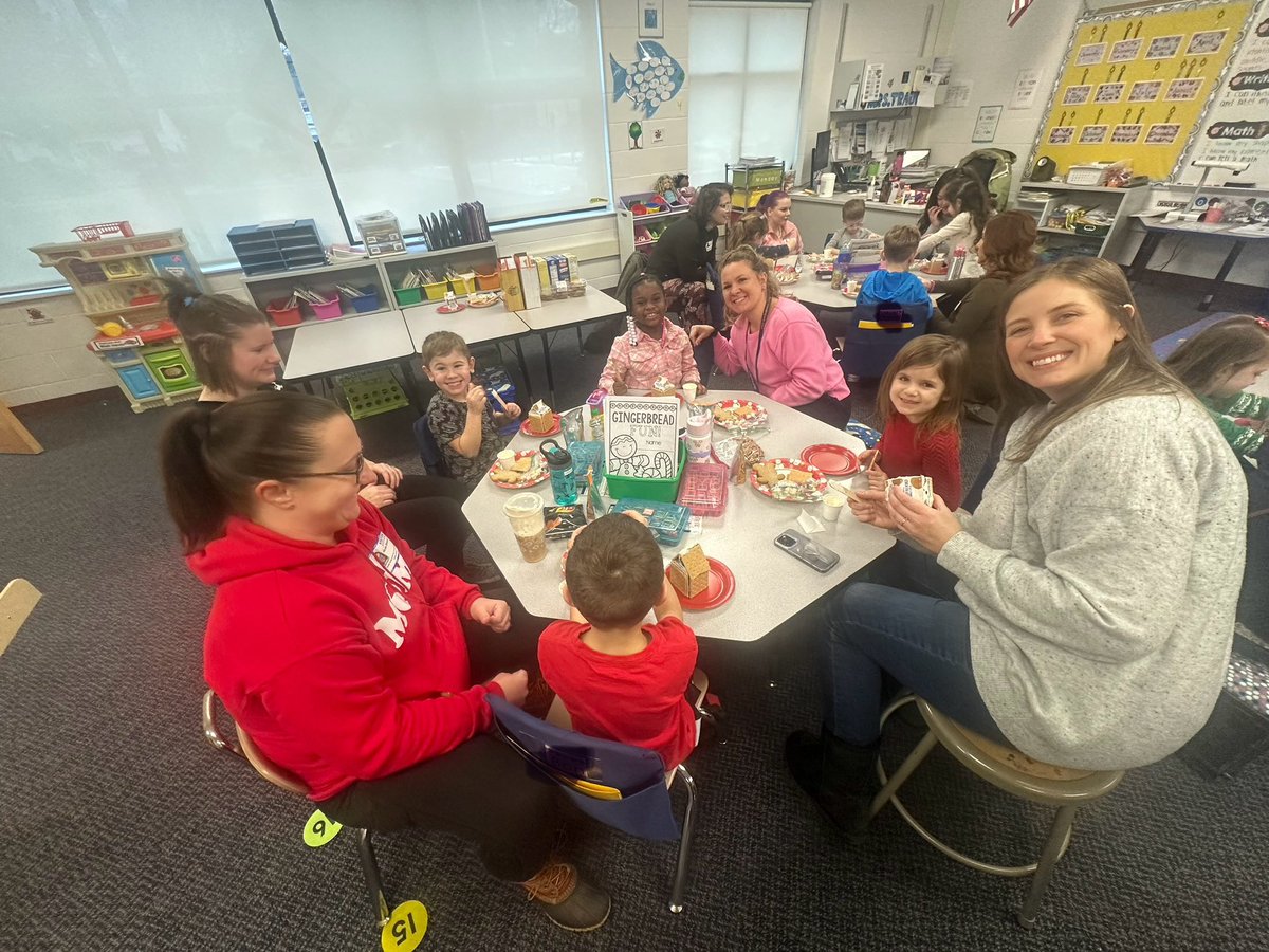 A full house in Kindergarten for Gingerbread day today! <a href="/WestIrondequoit/">West Irondequoit CSD</a> <a href="/gpavone28/">Gayle Pavone</a>