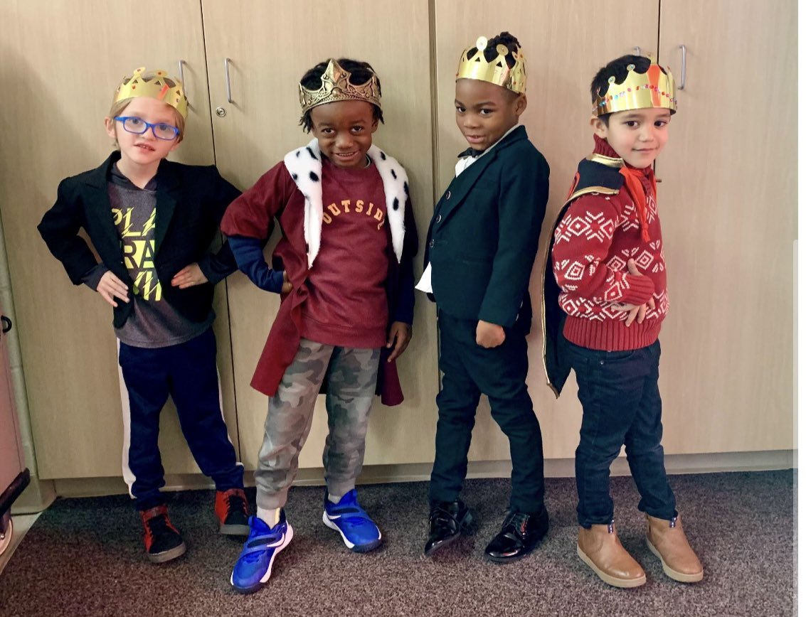 Minerva France Elementary tweet media