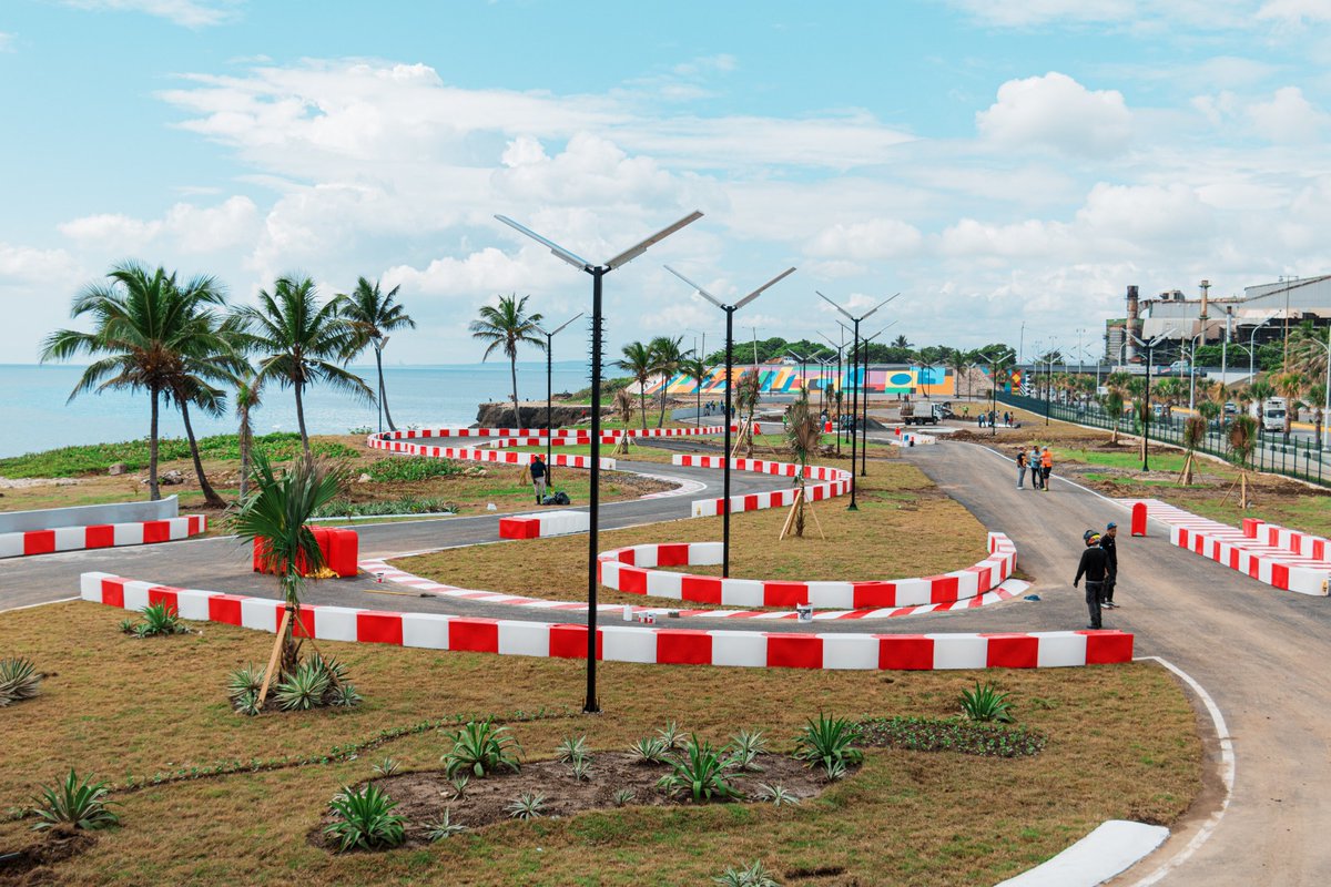 pedalafondonet's tweet image. Como amante de la #Velocidad y #DeporteMotor Quiero dar las Gracias al @AlcaldiaDN y @CarolinaMejiaG Por devolver este espacio.  una moderna pista de karting perfectamente Iluminada y  segura con Barreras #tecpro "Asi mismo, Las mismas que vemos en circuitos mundialistas y #F1
