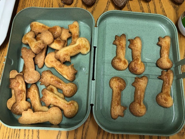 Tine Van Osselaer (@tinev_osselaer) on Twitter photo <a href="/RuusbroecInst/">Ruusbroec Institute</a> we had our annual bake competition: challenge this year? 'Bake your saint' (either your name saint or a saint whose feast day is on your birthday) I give you: Saint John, Saint Michael, Saint Bridget (look at that headgear!), Saint Zita of Lucca <a href="/RuusbroecInst/">Ruusbroec Institute</a> we had our annual bake competition: challenge this year? 'Bake your saint' (either your name saint or a saint whose feast day is on your birthday) I give you: Saint John, Saint Michael, Saint Bridget (look at that headgear!), Saint Zita of Lucca