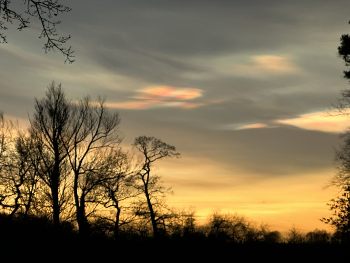 The beautiful #Nacreousclouds over west Norfolk.
