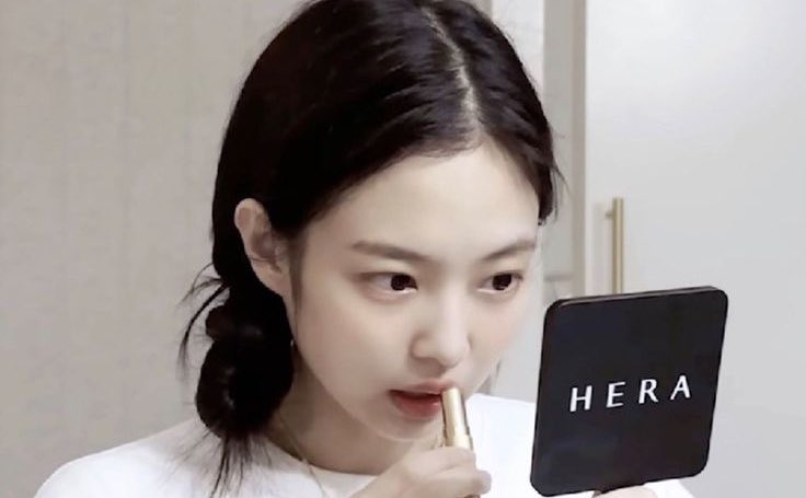 jenniethinker's tweet photo. ‧₊˚ ☁️⋅♡𓂃 ࣪ ִֶָ☾. https://t.co/MQPcJ1h8pv