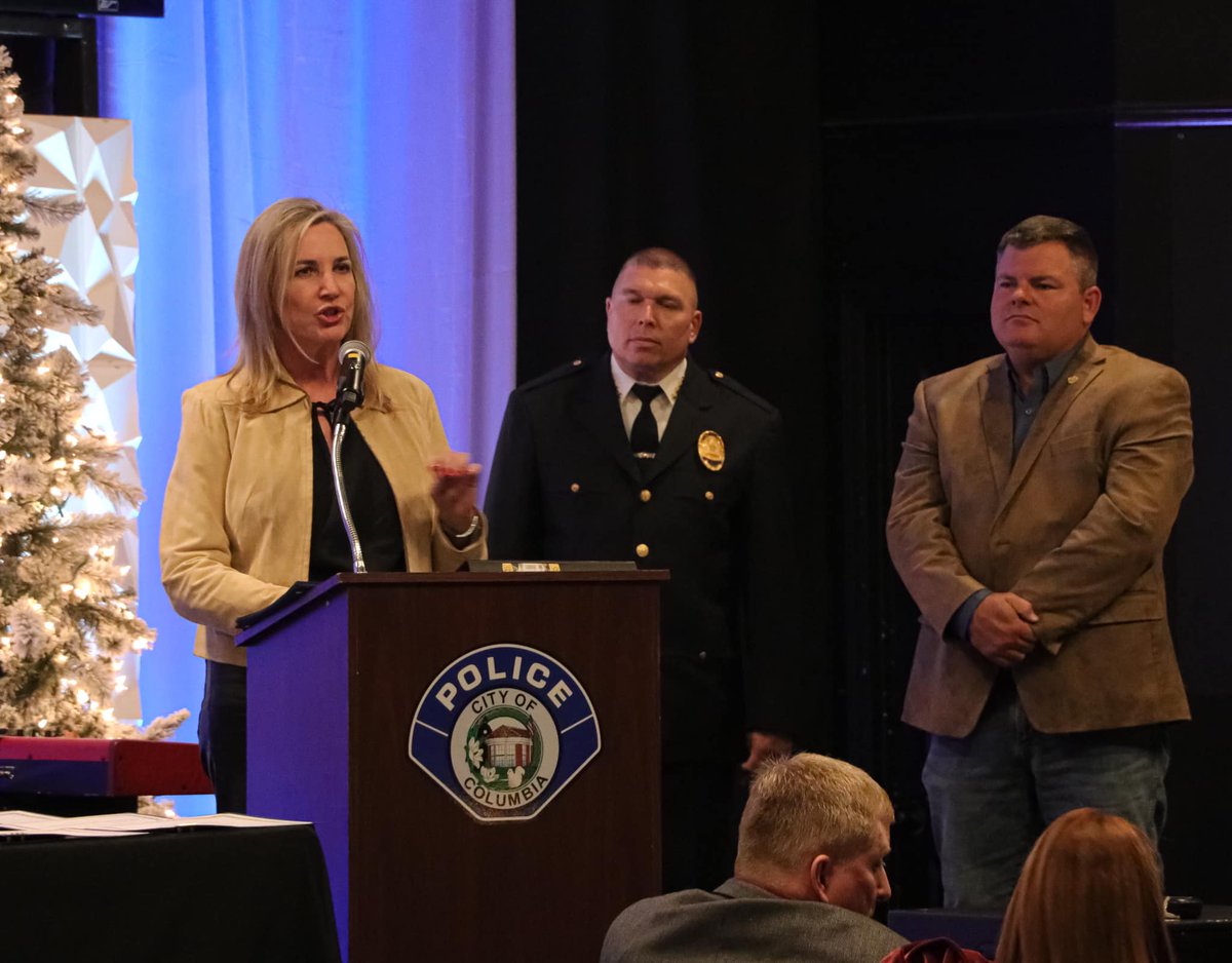 Thank you Columbia MS Police Department for our #Non-Profit of the Year at last week's #BestinBlue Awards Banquet. Their efforts help many people find a life away from violence. We are grateful for their partnership! #DomesticViolence #SexualViolence #HumanTrafficking