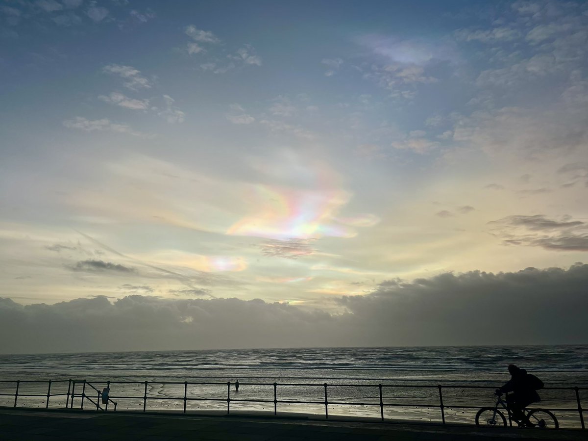 Beautiful sky at Crosby Beach <a href="/BBCNWT/">BBC North West</a>
