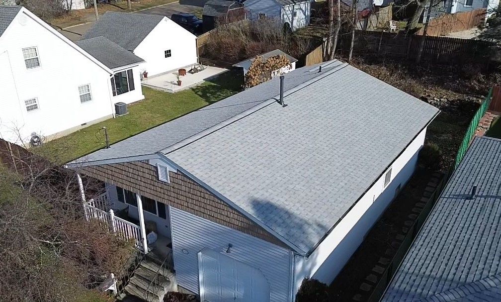 Another beautiful roof installed using the shingle color Oyster Shell.🐚🏠Whether you need a roof repair or a complete replacement, we've got you covered! #eagleeyeroofing #shingles #roofreplacement #roofrepair #roofingspecialist #roofing #construction