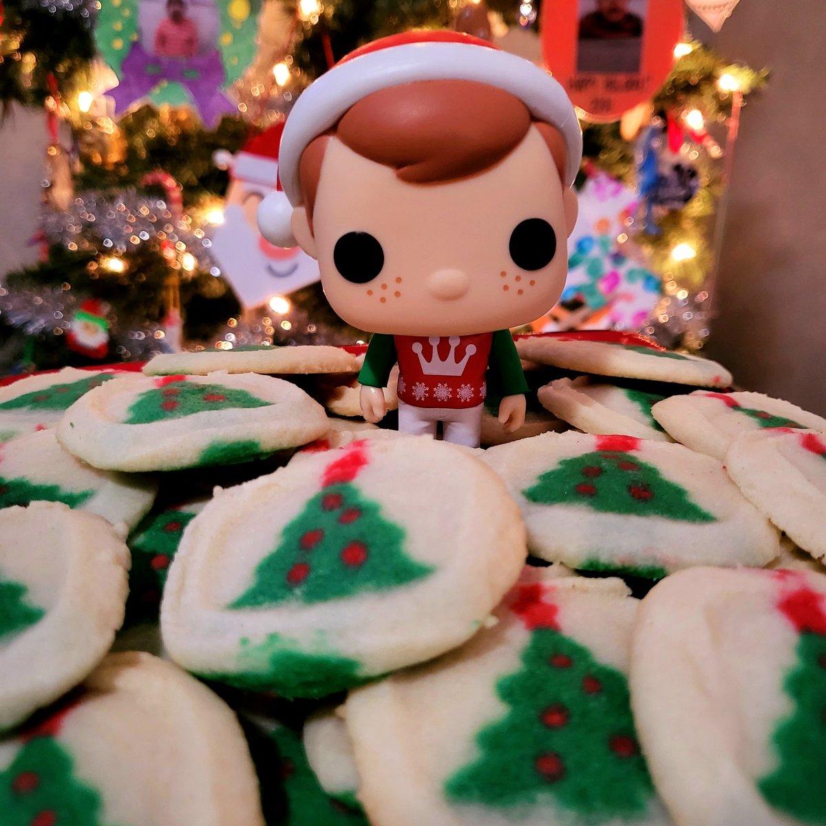 Dec 21: Holiday Baking Freddy is helping out with our holiday baking! @OriginalFunko #FunkoPhotoADayChallenge