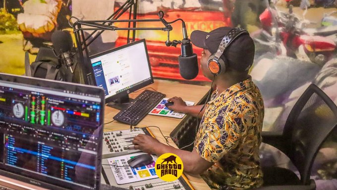 Ghetto Radio (@ghettoradio895) on Twitter photo Wagwaan Rasta?🔴🟡🟢
Leo, mambo ni ROOTS KURUKA!🔥🦁
Only on #JAHMROCKDOBA🌃
8pm - Midnight🌙
Host: <a href="/CharraDeejay/">Deejay Charra</a> Wagwaan Rasta?🔴🟡🟢
Leo, mambo ni ROOTS KURUKA!🔥🦁
Only on #JAHMROCKDOBA🌃
8pm - Midnight🌙
Host: <a href="/CharraDeejay/">Deejay Charra</a>