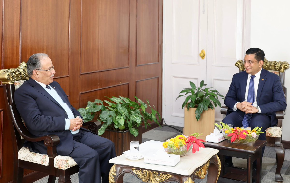 Today, H.E. Mr. M. U. M. Ali Sabry, PC, MP, Minister of Foreign Affairs of Sri Lanka, paid a courtesy call on the Rt. Hon. PM Mr. Pushpa Kamal Dahal ‘Prachanda’ at his office in Singha Durbar. On the occasion, conversation was held on matters of mutual interest.