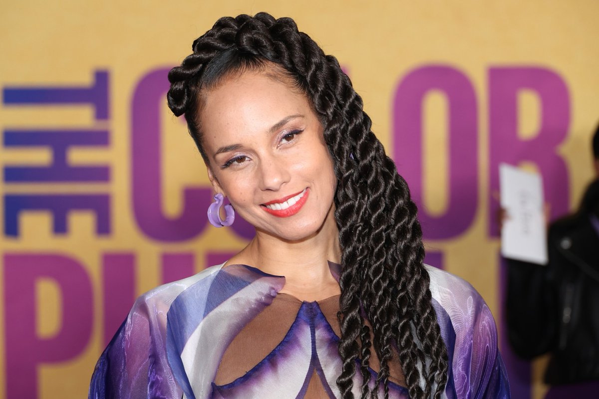 .@aliciakeys has shared a new music video for 'Lifeline,' her contribution to 'The Color Purple' soundtrack album. Watch it here: rollingstone.com/music/music-ne…
