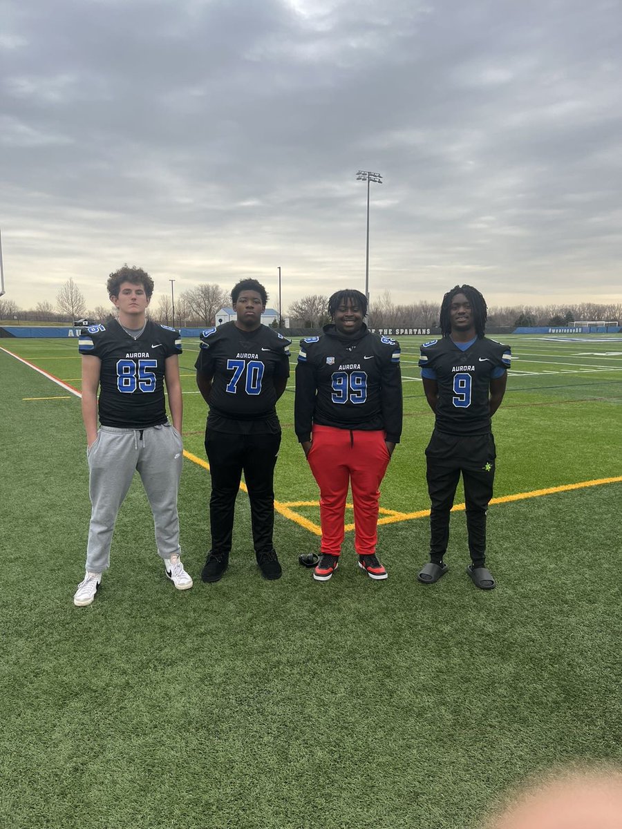 Had a great visit at @AU_SpartanFB with some of my teammates: @wxlter6 @SWG_DY @tony_dills. Thanks to @CoachRgehlert7 I had an amazing time connecting with the staff and getting amazing tour of the campus. @coachharveyj @FbPehs @CoachJohnnyi