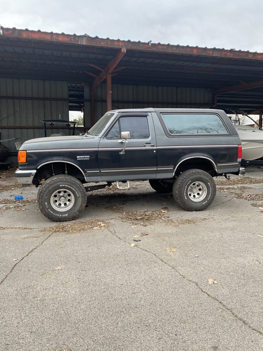Found it. Social media is awesome. Appreciate it. Dang, it needs a bath.
