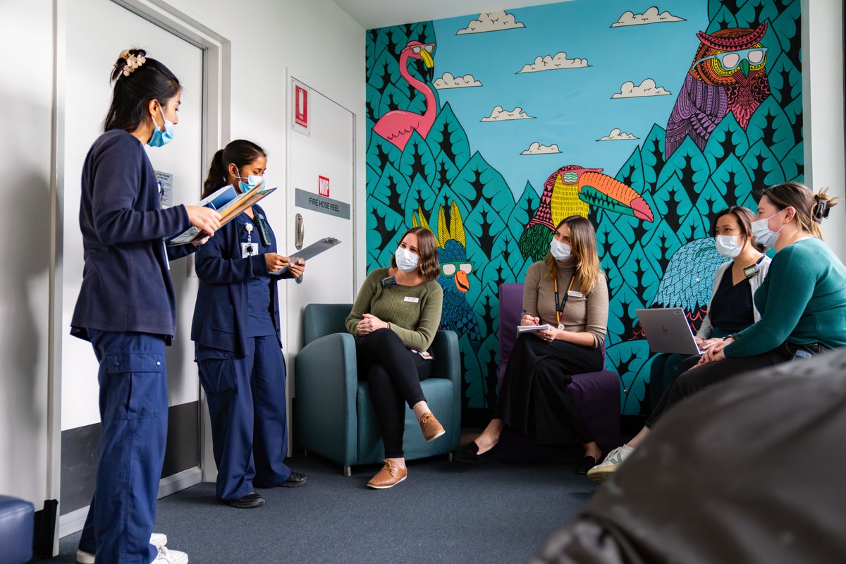 Saunders Unit, a #mentalhealth unit for young people at Sydney Children's Hospital, Randwick, this month celebrated its 10th anniversary - marking a decade of resilience and growth.

📷 Read more about the milestone and the team's big dreams for the future:schn.health.nsw.gov.au/news/articles/…