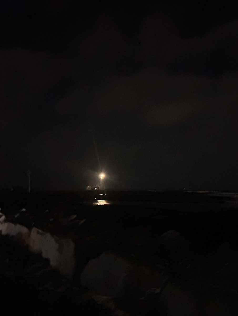 Sunset 15:28
Sunrise 11:22

Happy winter solstice ✨