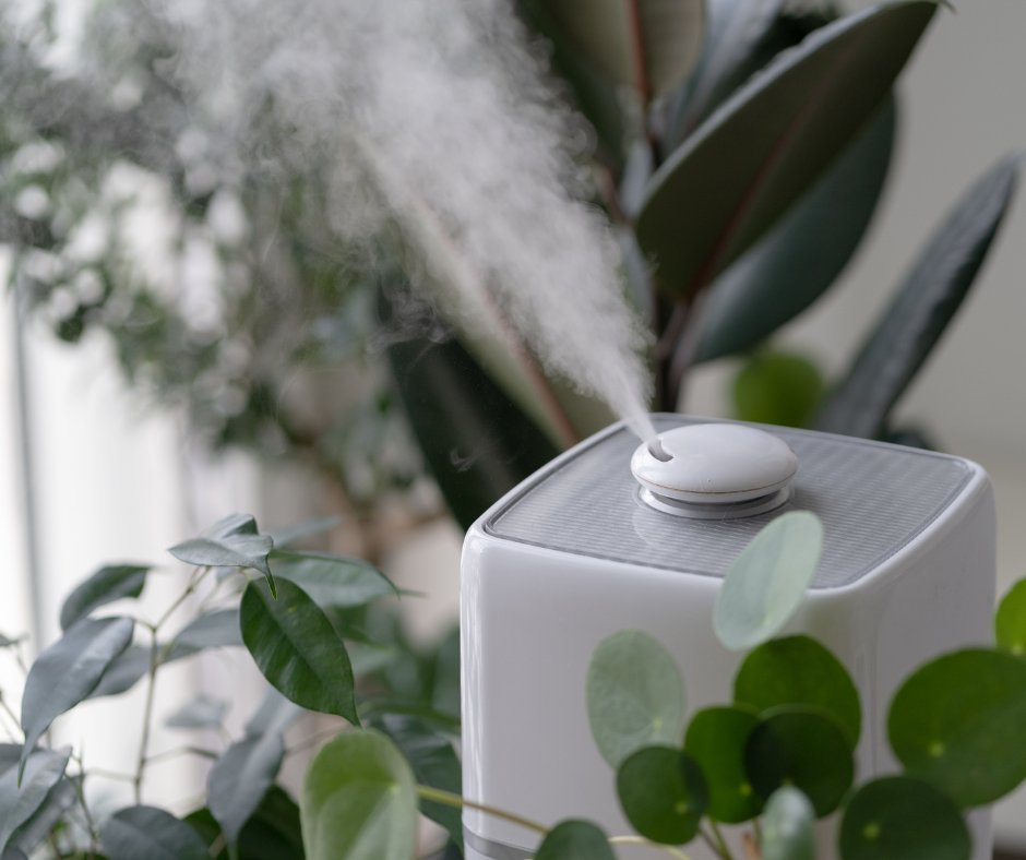 AHAM_policy's tweet image. As winter sets in, and it gets colder, there's one thing we can't ignore: DRY AIR!

#Humidifiers are magical appliances that can transform your #IndoorAir! If you are shopping for a humidifier, here are a few things to consider: bit.ly/3ZlPZ3r

#BeatDryAir