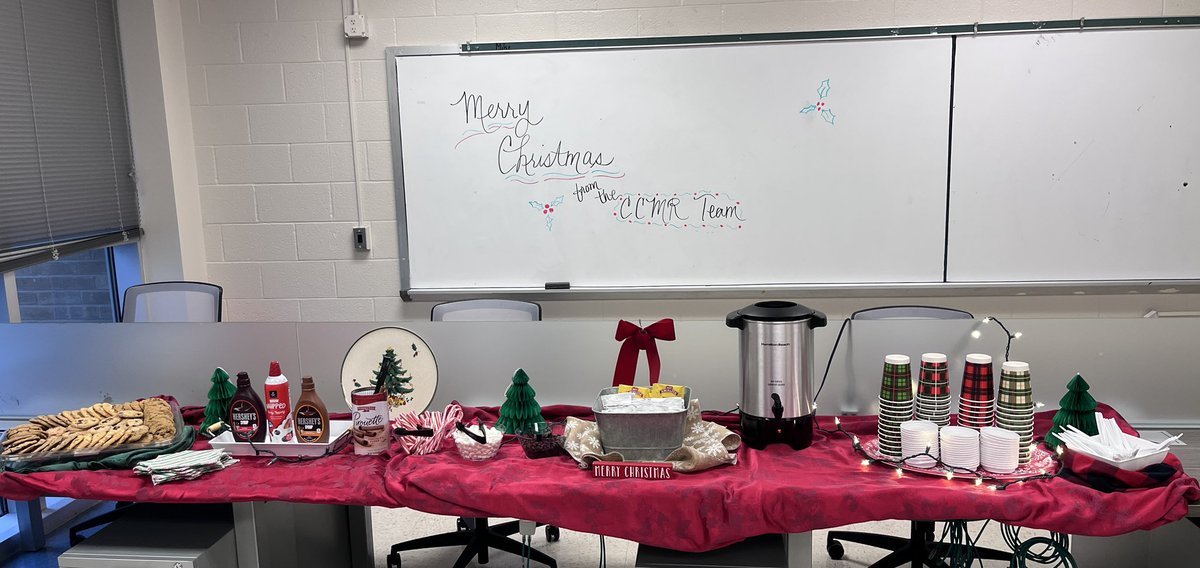 Merry Christmas from the @HISDNorthDiv CCMR Team. 🎄☃️#holidaycheer #hotchocolatebar