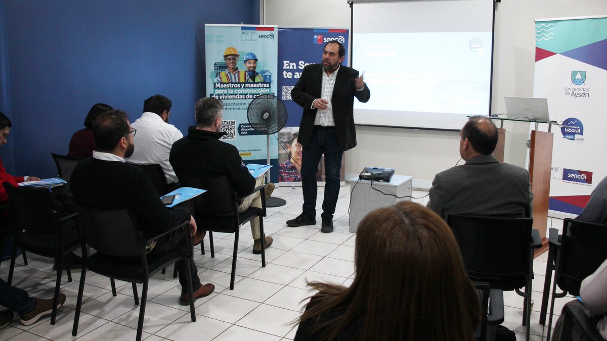 "Observatorio Laboral Aysén presentó los resultados del Estudio Regional "Análisis del Mercado Laboral del Sector Construcción en la Región de Aysén"
👉observatorionacional.cl/noticias/1669
<a href="/SenceChile/">Servicio Nacional de Capacitación y Empleo, Sence.</a> <a href="/SenceAysen/">Sence Aysen</a> <a href="/MintrabAysen/">Seremi Trabajo Aysén</a> <a href="/UdeAysen/">UniversidadAysén</a>