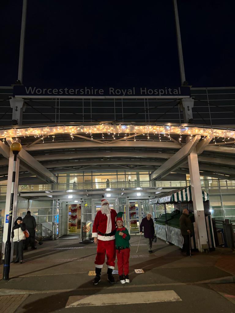 HO HO HO.. what a start to #LibbysSantaTour at @WRHNeonatal great to see so many families and making people smile .. not forgetting meeting some super warrior babies #doingitforlibby #WorcestershireHour
