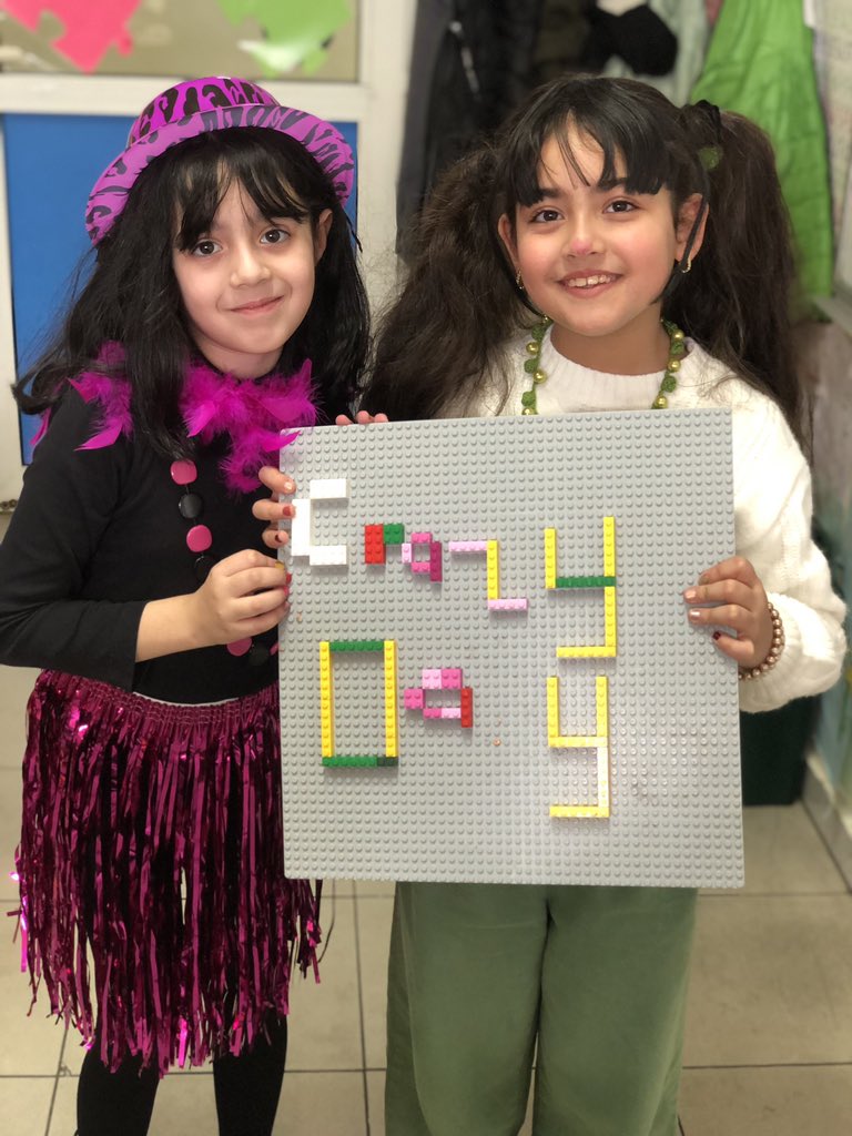 DawhaRobotics's tweet image. “Crazy Day” hits different in our robotics class at @makdawhaschool. Our students celebrated this day by using the Legos according to the colors assigned to each letter.
@soha_nj
#LEGO #Robotics #Coding_for_kids