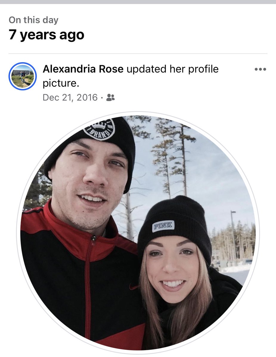 igobyally's tweet image. 7 years since we almost died snowboarding 🤣