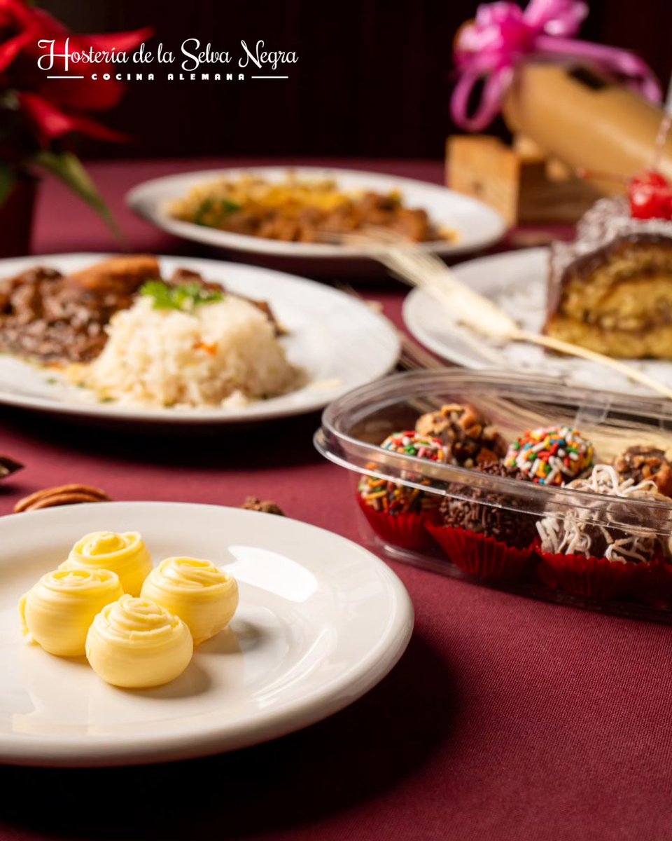 ✨🎄 ¡Sumérgete en la auténtica Navidad con nuestros deliciosos platillos especiales! Descubre nuevas y tradicionales recetas para compartir en familia esta temporada festiva. ¡Te esperamos en Hostería de la Selva Negra!
#comidaalemana #polanco #Navidad #dulzura #tasty