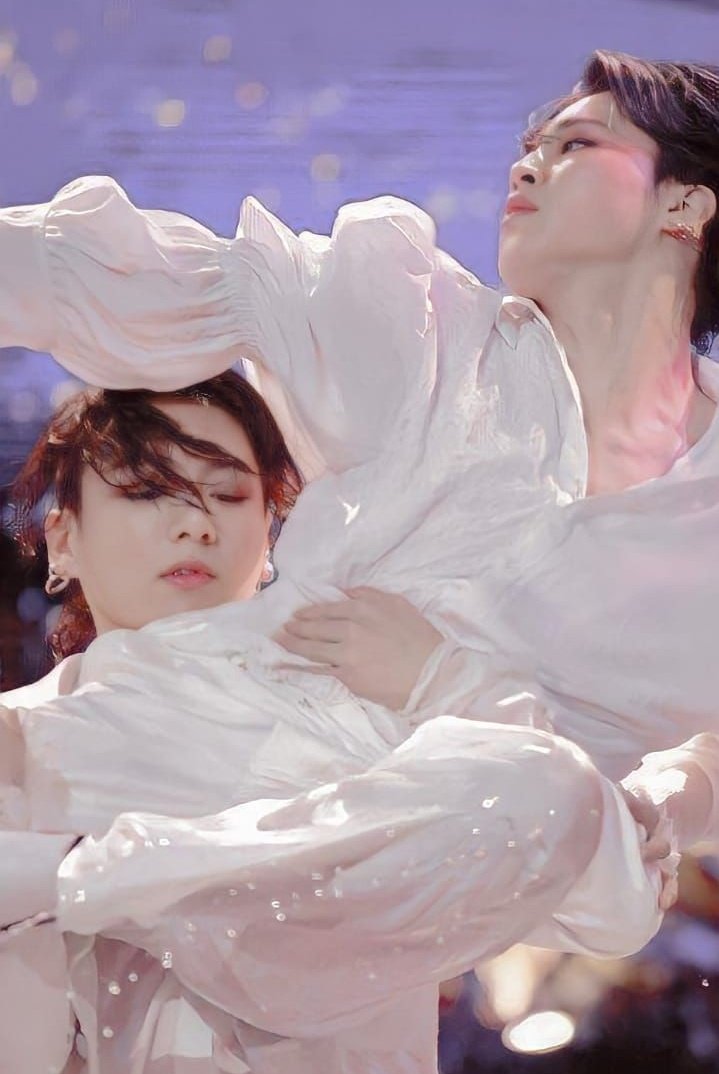 _busancouple's tweet image. 