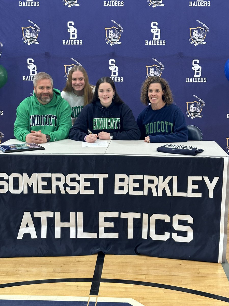 Congratulations Mia Gentile who signed with Endicott College today. She will be playing basketball for the Gulls.  @EndicottCollege