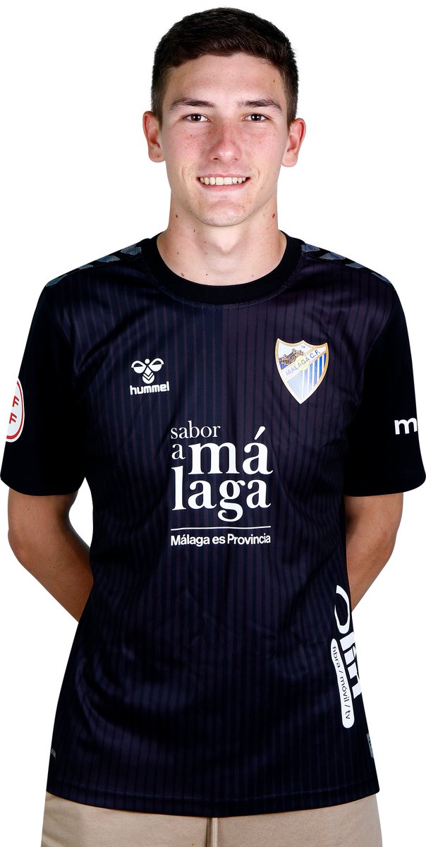 🧤 @caarloslopeez13 💙🤍

Desde prebenjamín en #LaAcademiaMCF hasta cumplir su sueño de debutar en el primer equipo.

¡A seguir disfrutando con ilusión y trabajo!