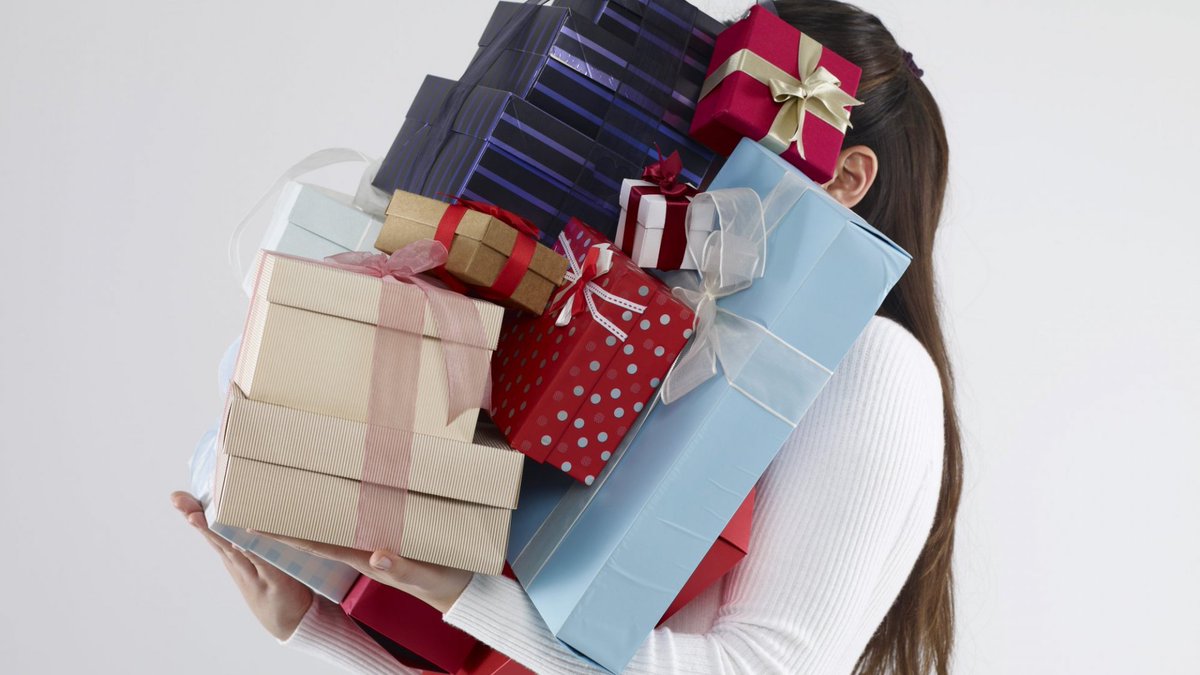 Gift the unexpected this holiday season! 

The Conspiracy Calendar ICS file is the ideal digital stocking stuffer for your quirky friends &amp; family. Explore the unknown at theconspiracycalendar.com/ICS2024 &amp; enjoy 20% off with code "flatearth." 

#Christmas #conspiracy  #Giuliani #Santa