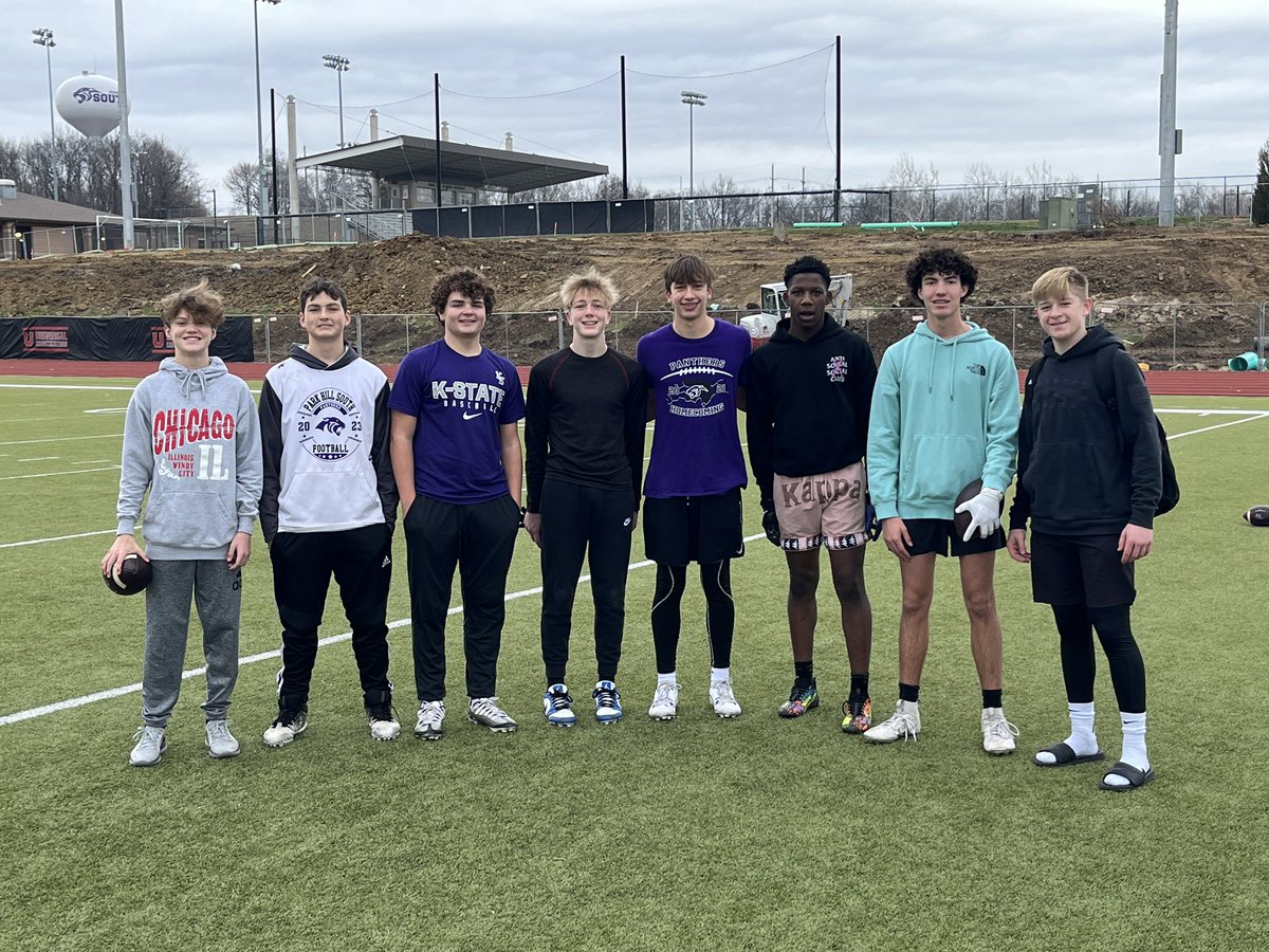 Eric Botts (@coachbotts84) on Twitter photo These dudes getting some work in to start off the break! <a href="/jacob_sledd/">Jacob Sledd</a> <a href="/Bryce11aldridge/">Bryce Aldridge</a> <a href="/TylerBriggs2008/">Tyler Briggs</a> <a href="/James_Noel3/">James Noel</a> <a href="/BryceLisaka/">Bryce Lisaka</a> <a href="/FilionMaximo/">Maximo Filion</a> <a href="/Chancetaylor26/">Chance Taylor</a> <a href="/GoveaDrake/">Drake Govea</a> <a href="/JakeHensel11/">Jake Hensel</a> <a href="/Brody_Clark19/">Brody Clark</a> <a href="/PHSPantherFB/">Park Hill South FB</a> These dudes getting some work in to start off the break! <a href="/jacob_sledd/">Jacob Sledd</a> <a href="/Bryce11aldridge/">Bryce Aldridge</a> <a href="/TylerBriggs2008/">Tyler Briggs</a> <a href="/James_Noel3/">James Noel</a> <a href="/BryceLisaka/">Bryce Lisaka</a> <a href="/FilionMaximo/">Maximo Filion</a> <a href="/Chancetaylor26/">Chance Taylor</a> <a href="/GoveaDrake/">Drake Govea</a> <a href="/JakeHensel11/">Jake Hensel</a> <a href="/Brody_Clark19/">Brody Clark</a> <a href="/PHSPantherFB/">Park Hill South FB</a>