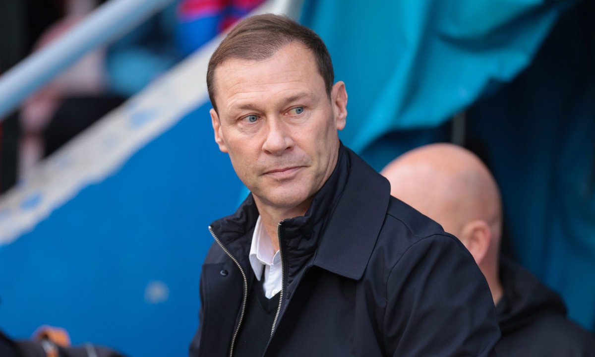 Caley Thistle boss Duncan Ferguson contacts former club Everton as he targets three new signings dlvr.it/T0SHdZ