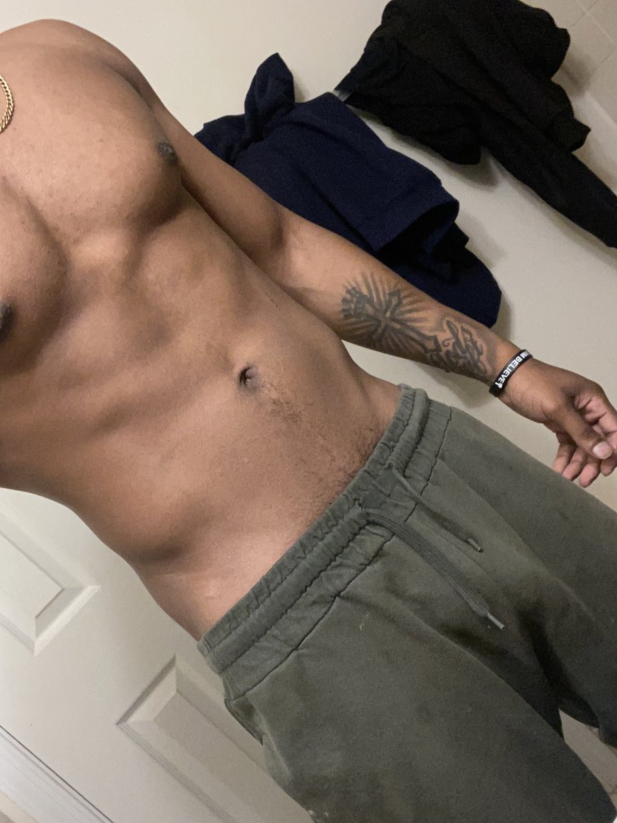 BunSnow18741's tweet photo. Shoutout �� go add @Kingmoody862332 , got snow bunny galore 😍💯😈🥳 https://t.co/Xs8Wyxdi6l