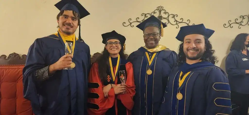 Dr. Suzanne Sindi (@suzannesindi) on Twitter photo I do love being reminded of memories like this :) A year ago with 3 of my lab graduates.
Masters degree to Mr. Jordan Collignon and Doctoral degrees to Dr. Tyrome Sweet (<a href="/Cerebro409/">Dr. Tyrome Sweet Jr.</a>) and Dr. Jonathan Anzules. I do love being reminded of memories like this :) A year ago with 3 of my lab graduates.
Masters degree to Mr. Jordan Collignon and Doctoral degrees to Dr. Tyrome Sweet (<a href="/Cerebro409/">Dr. Tyrome Sweet Jr.</a>) and Dr. Jonathan Anzules.